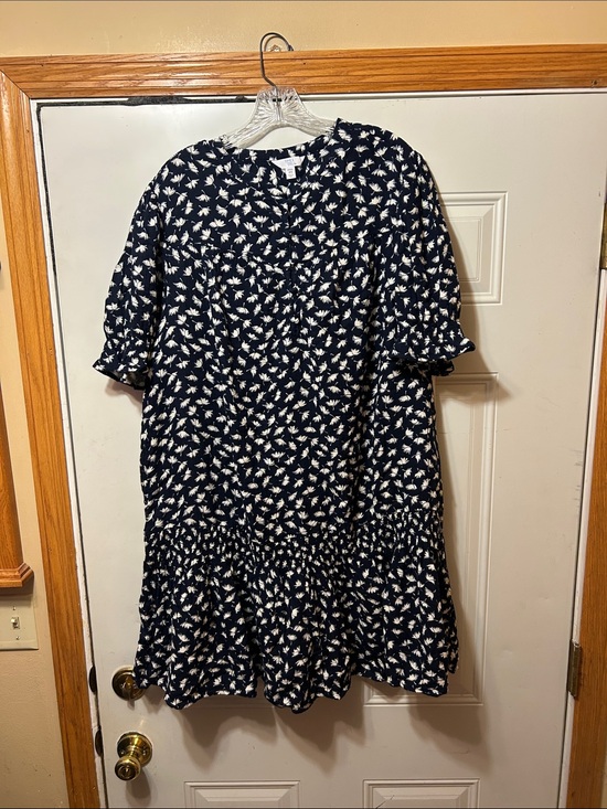 Time and Tru Dresses & Skirts - Time and Tru Navy Dress with White Floral Print XXXL NWT